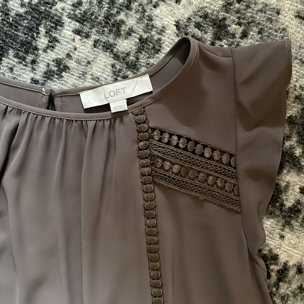 Loft Blouse - Picture 2 of 3